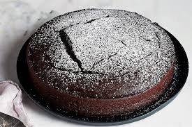 Aggiungete la farina un poco alla volta, facendo assorbire bene la precedente. Ricetta Torta All Acqua Con Cioccolato E Succo Di Arancia