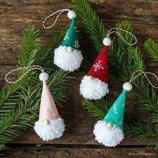 Dass christbaumschmuck nicht gleich christbaumschmuck sein muss zeigen wir dir in drei tollen ideen für selbst gemachten baumschmuck. 93 Baumschmuck Basteln Ideen In 2021 Weihnachtsbasteln Basteln Weihnachten Basteln