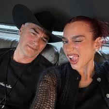 Ricardo Guevarra's Instagram, Twitter & Facebook