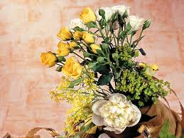Select from premium yellow peony of the highest quality. White And Yellow Peony Flowers Hd Wallpapers Free Download Wallpaperbetter