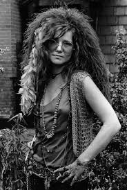 Courtney danced around on stage, belting out the lyrics, while everyone in the audience was shocked by the young performer. Janis Joplin Janis Joplin Portrait Musician