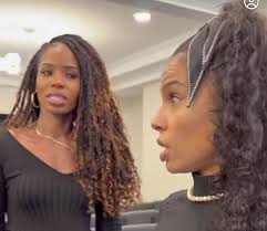 Elaine's big salad payment etiquette