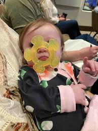 Anyone looking for a babysitter 😇? Look no further! Feel free to text me  about any questions and I do have references💕! (662-719-0567)