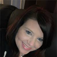 Stephanie Oliphant's Instagram, Twitter & Facebook