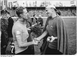 Renate brinkmann is a german lady on a railway journey in africa. Der Stellvertreter Gustav Adolf Schur Und Die Hall Of Fame Des Deutschen Sports Sport Politics