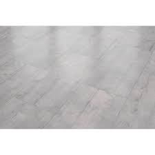 Uvp 21,45 € / m². Specht Laminatboden Fliese Deluxe Beton Grau Bei Hellweg