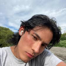 Daniel Ruales (@dxniel___15) • Instagram photos and videos