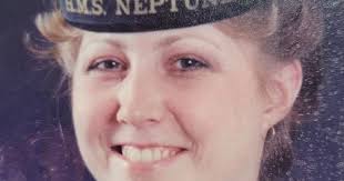 Tributes paid to woman who collapsed and drowned while out for Wexford  beach walk with friend