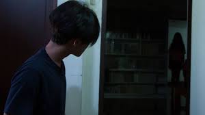 10 tanda rumah dihuni jin berhantu, rumah yang bisa memberikan rasa nyaman, betah, dan tenang adalah impian semua orang di dunia. Percaya Atau Tidak Kenali Tanda Tanda Rumah Anda Berhantu Okezone Lifestyle