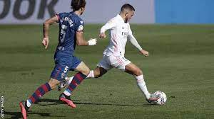 Eden hazard plays the position forward, is 30 years old and 173cm tall, weights 76kg. Real Madrid 4 1 Huesca Eden Hazard Scores First Goal For Over A Year As Real Move Top Bbc Sport