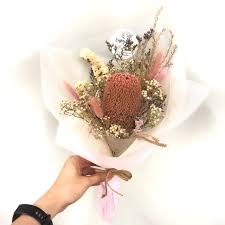 Well, you have arrived at the right website. Rustic Bouquets Dried Flowers Shopee Singapore