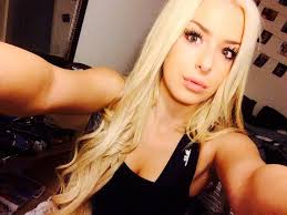 Pin di Abby Sampson su Tana Mongeau