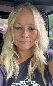 Stacey Feehan's Instagram, Twitter & Facebook