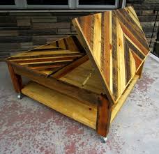 Pallet wood coffee painted with annie sloan chalk paint. Mutil Toned Pallet Chevron Coffee Table Pallet Wood Projects