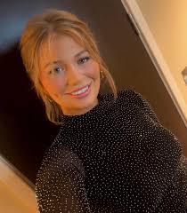 The final show of my On My Own Spring Tour of Ireland with my band is This  Friday, March 28th at Monroes Venue in Galway City! 🌟 It's about to sell  out