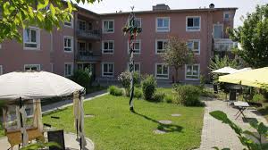 Wohnung mieten selb wohnung mieten rheindorf wohnung mieten rottach egern wohnung mieten tiengen wohnung mieten steinhagen westfalen wohnung mieten von. Marzling 100 Corona Tests Im Vitalis Seniorenheim Thw Hilft Mit Notfallbox Marzling