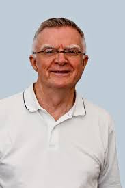 Larry Biddle's Instagram, Twitter & Facebook