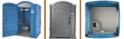 These trailers may have 2 to 20 bathroom stalls requiring power connection to juice up the hydraulics system and the alternate current for lights. Clean Luxury Portable Restroom Trailers Clean Portable Restrooms Construction Portolets