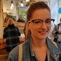 Genevieve Dolan's Instagram, Twitter & Facebook