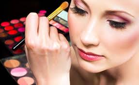 apply makeup for beginners