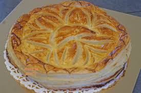 Galette Des Rois Noisette Et Citron Atelier De Brigitte Cuisine Recettes Partages Galette Des Rois Noisette Galette Des Rois Galette Des Rois Amande
