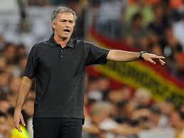 Nenhum outro país tem cinco campeões nacionais entre os homens da táctica. Treinadores De Elite Mourinho Rejeitou Convite Da Uefa Maisfutebol