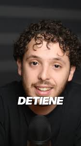 Tu mente te detiene de alcanzar tu mejor versión...🧠⬆️, ., Si te  identificas, no estás solo, @rodriyrick👈, @rodriyrick👈, ., #mentalidad  #miedo #tiempo #vida #motivation, #motivacionpersonal ...