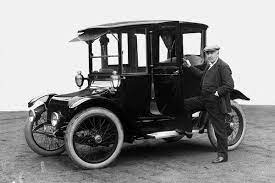 Why Your Car Isn T Electric Published 2012 Old Fashioned Cars Antique Cars Veteran Car