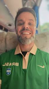 Carta aberta ao homem da minha vida: Eric Ruiz., Hoje, enquanto te assistia  do outro lado do mundo, vivendo um dos momentos mais especiais da sua  trajetória, meu coração transbordava de emoção., Te ...