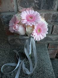 Bouquet of gerberas and roses decorated verdure. Ivory Pink Roses With Pink Gerbera Daisies Wedding Bouquets Pink Gerbera Daisy Bouquet Pink Gerbera