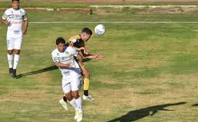 Por último, en el duelo con más cartel de la fecha, everton viña del mar y universidad católica dejaron todo para la vuelta después de un empate a cero. Coquimbo Unido Vs Everton Resultado Goles Y Resumen Del Partido Por El Campeonato Nacional