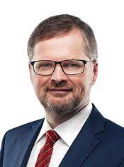 Nach 1989 entwickelte sich fiala zu einem der gründungsväter der erneuerten tschechischen politikwissenschaft. Nato Biography Petr Fiala Prime Minister Of The Czech Republic