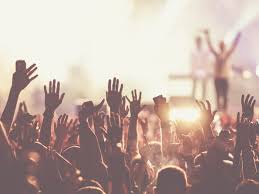 Aunque no hay una cantante más relacionada con el flamenco y la canción española como rocío jurado, su canción. Las 10 Mejores Canciones De Flamenco De La Historia