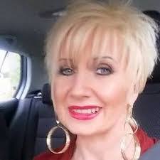 Connie Petrie's Instagram, Twitter & Facebook