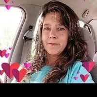 Leslie Arrowood's Instagram, Twitter & Facebook