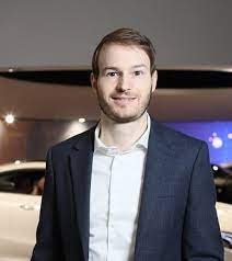 A successor to his current role as president and ceo will be communicated at a later date. Mercedes Benz Usa Announces Executive Appointments Business Wire