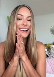 Raven Strode's Instagram, Twitter & Facebook