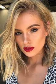 30 Best Short Hairstyles For Round Faces To Emphasize Your Beauty Round Face Haircuts Haircuts For Long Hair Long Hair Styles