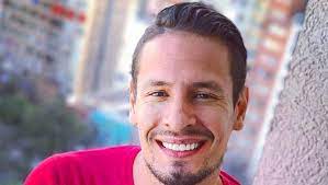 Check spelling or type a new query. Rodrigo Tapari El Musico Que Hizo Escuela En Rafaga Diario Hoy En La Noticia