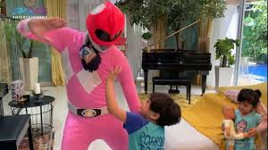 Oftentimes, the pink rangers break this mold and become something more: 7 Potret Raffi Ahmad Jadi Power Rangers Pink Kocak Banget Diadona Id