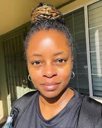 Toni Poe (@tonipoeartist) • Instagram photos and videos