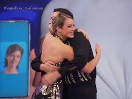 A última rodada da terceira fase da 'super dança dos famosos' aconteceu no último domingo (01). Danca Dos Famosos Paolla Oliveira E Finalista Apos Nota 10 Do Publico