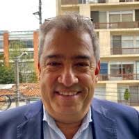 70+ perfiles de «Ramiro Chacón»