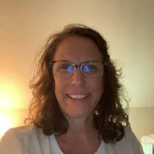 Nanette Hall's Instagram, Twitter & Facebook