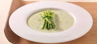 Fruhlingskrautersuppe Mit Grunem Spargel Rezept Gruner Spargel Gruner Spargel Rezepte Spargel