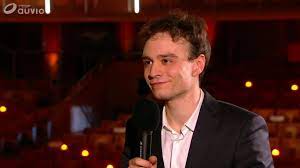 Born in 1993, jonathan fournel began playing the piano at 7. L Interview Bord De Scene De Jonathan Fournel Demi Finaliste Concours Reine Elisabeth Piano
