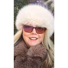 Dianne Lloyd (@Zillabunny)