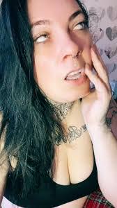 Rachael Menchaca's Instagram, Twitter & Facebook