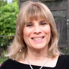 Max Hare's Instagram, Twitter & Facebook