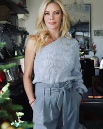 Τι πραγματικά όμως συμβαίνει στη σχέση τους; Mixalhs Xatzhgiannhs Zeta Makrypoylia Mesa Sto Kalogoysto Polyteles Alla Aplo Diamerisma Toys Eikones Zwh Iefimerida Gr